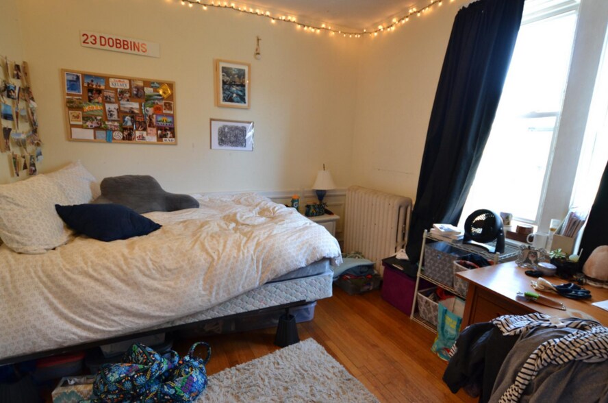 Building Photo - 316 Saint Paul St