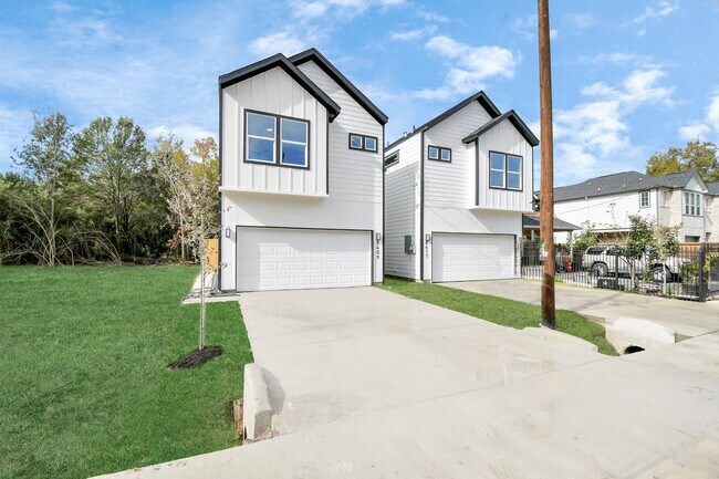 Building Photo - 8409 Sunnyhill St