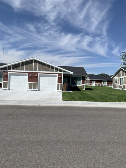 Primary Photo - Southwest Patio Home Apartments