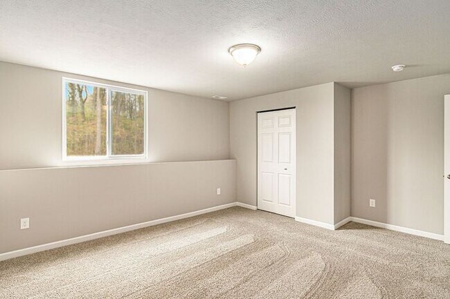 Building Photo - 2411 Richardson Ct