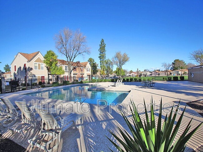 Building Photo - 3411 W Morrow Dr