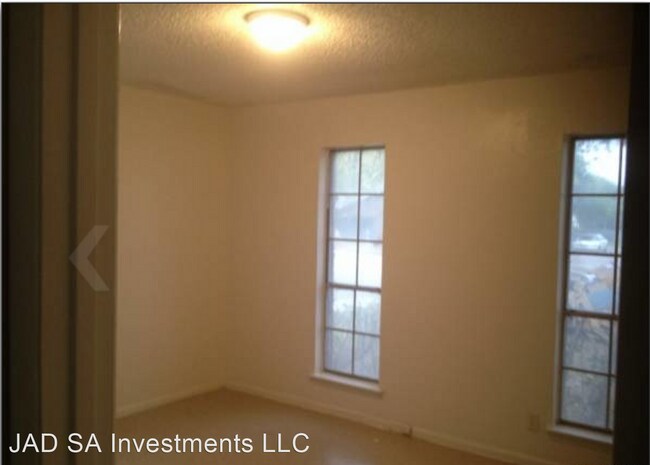 Building Photo - 3 br, 2 bath House - 5055 Binz Engleman