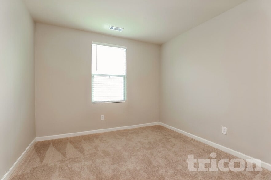 Building Photo - 2013 Westchester Dr