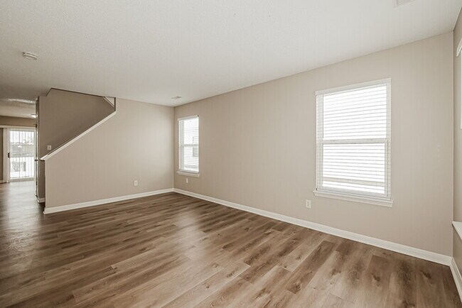 Building Photo - 8039 Corktree Dr