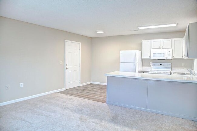 Building Photo - It's the little bit of "Extra"ordinary tha...