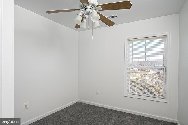 Building Photo - 10229 Brighton Ridge Way