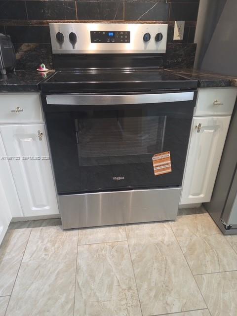 Building Photo - 4211 Napoli Lake Dr