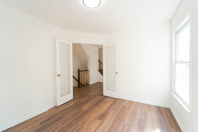 Building Photo - Fabulous Home in Aquia Harbor