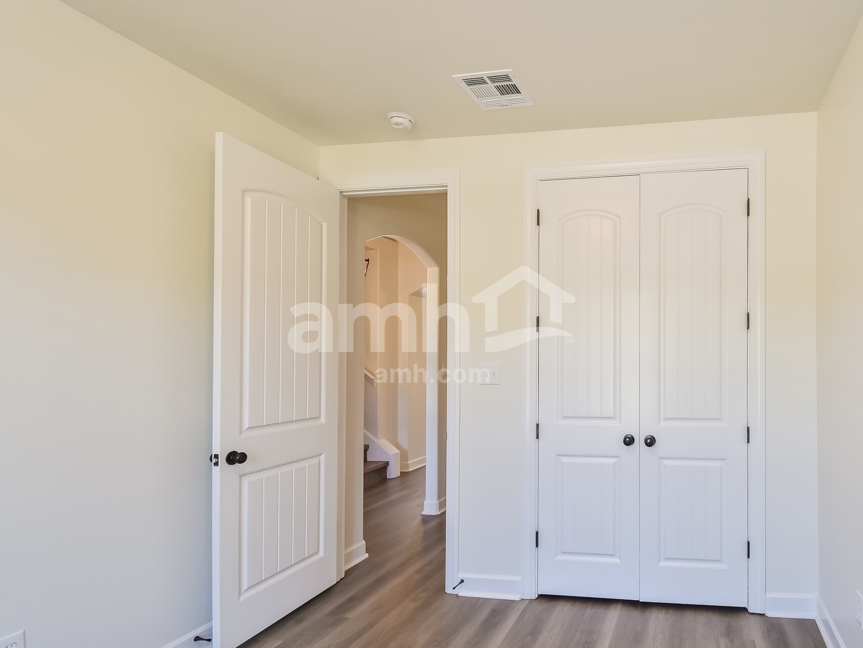 Building Photo - 90 Laurel Cove