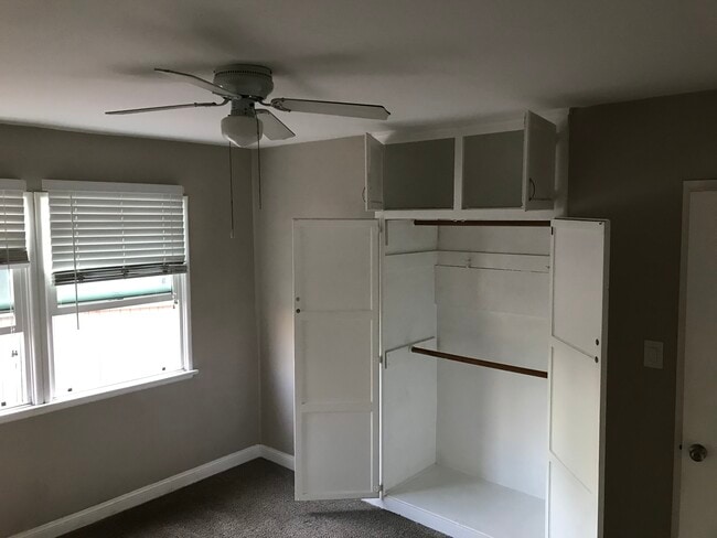 Bedroom #1 - 125 Prospect S Ave
