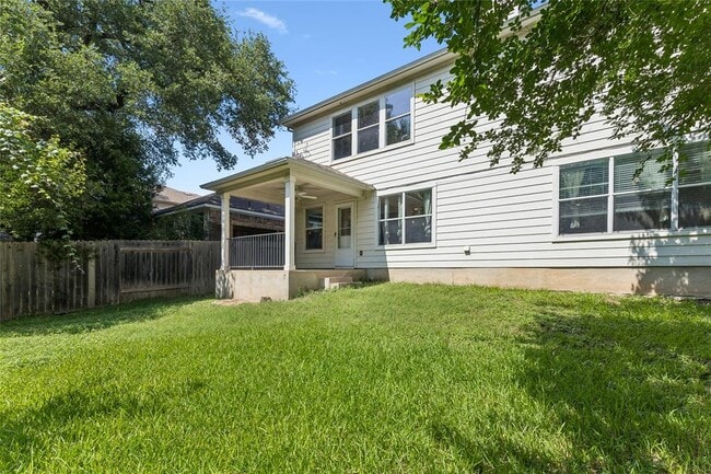 Building Photo - 2372 Paradise Ridge Dr