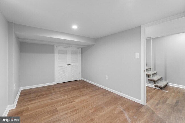 Building Photo - 1811 T Pl SE