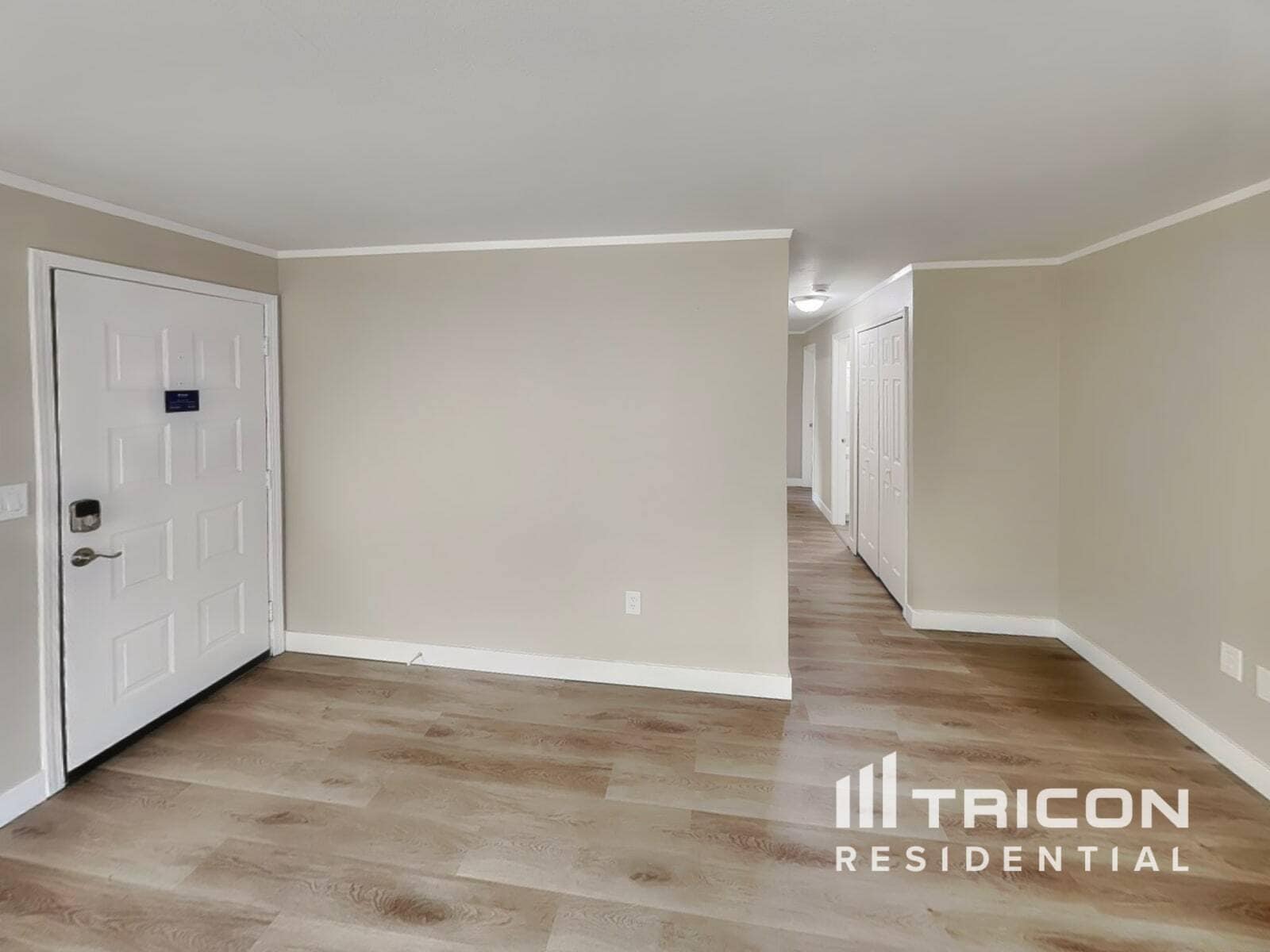 Building Photo - 13806 NE 49th St