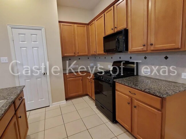 Building Photo - 31014 Blue Ridge Park Ln