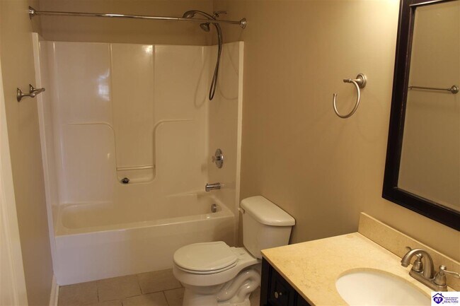 Building Photo - 113 Sugar Hill Dr