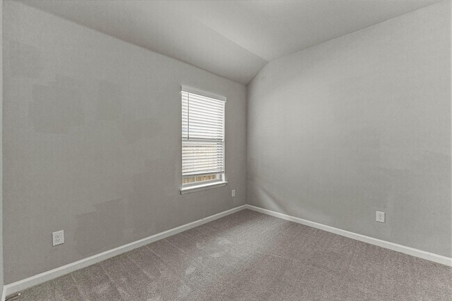 Building Photo - 2412 Bathwick Ln