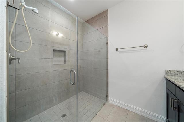 Building Photo - 4800 Rimwood Dr