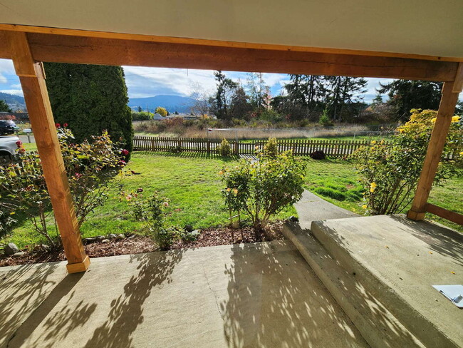 Building Photo - 3 bed 1.5 bath in Sequim