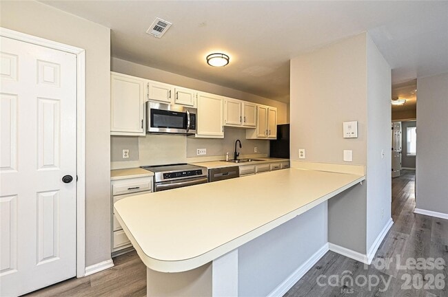 Building Photo - 6156 Meadow Rose Ln