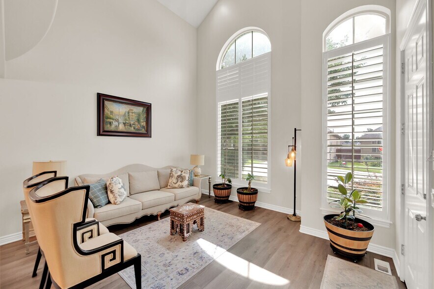 Building Photo - 7187 S Villandrie Ln