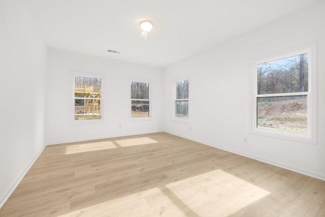 Building Photo - 4400 Ross Estates Ct SW