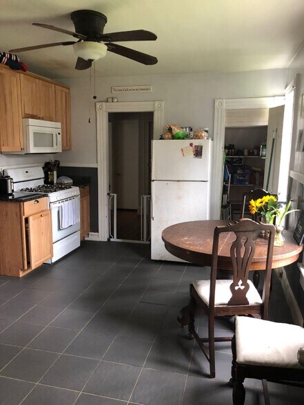 Building Photo - 43 Nichols Ave