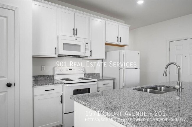 Building Photo - 1571 Court Ave