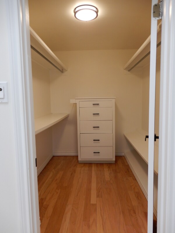 Building Photo - 609 N McColl Cir