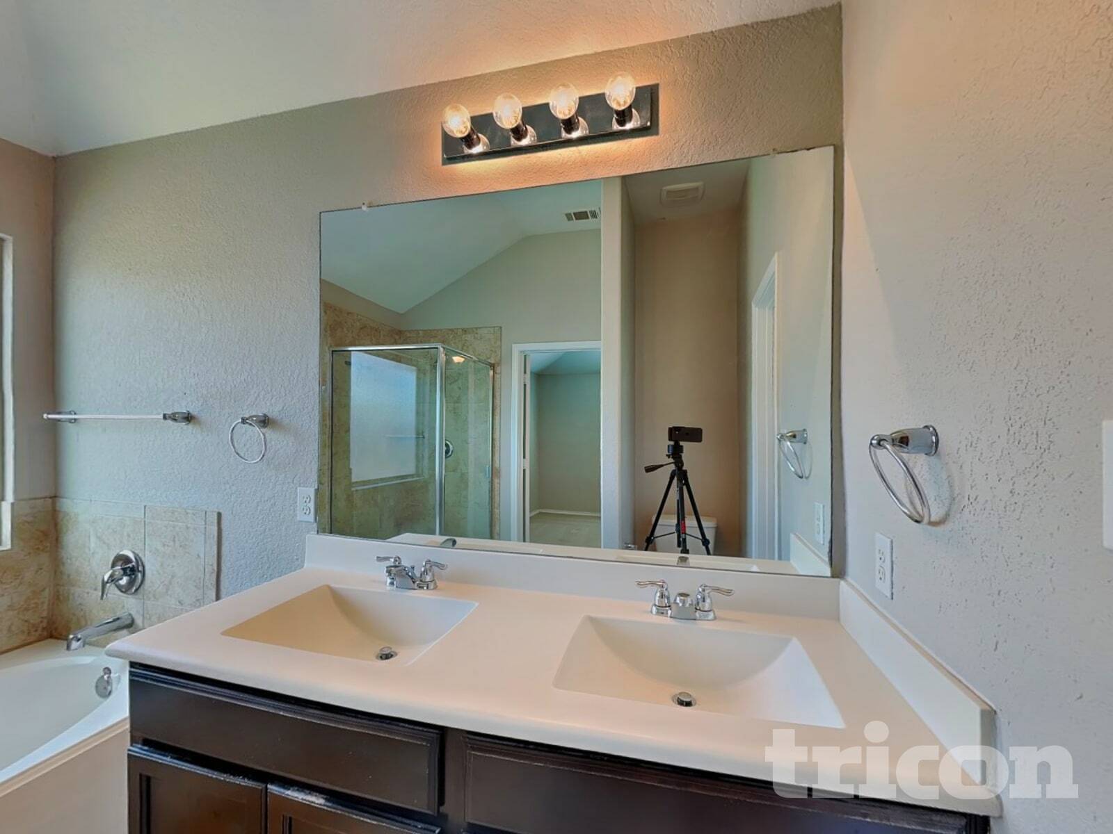 Building Photo - 6411 Candlepass Dr
