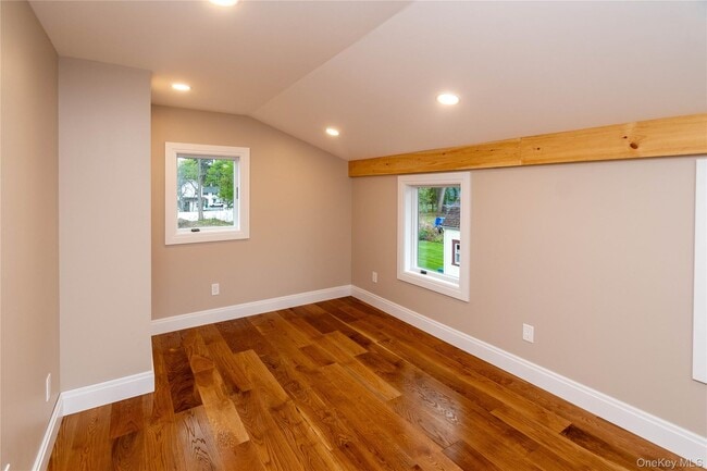 Building Photo - 4407 Albany Post Rd