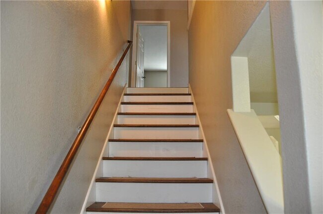 Building Photo - 413 Moorhen Cove