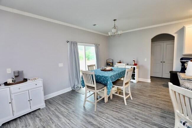 Building Photo - 525 Kittiwake Ln