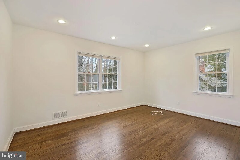 Building Photo - 11017 Marcliff Rd