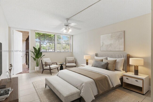 Building Photo - 16400 Golf Club Rd