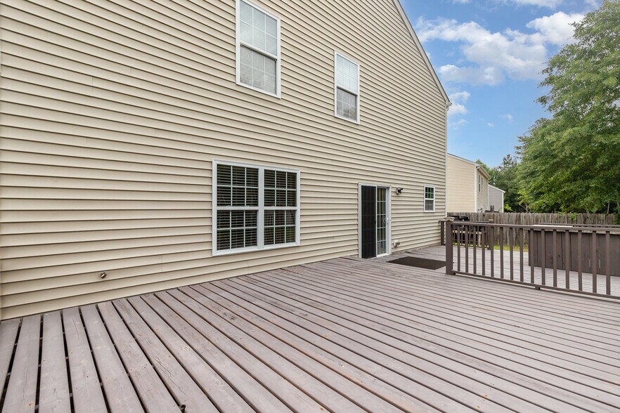 Building Photo - 486 Botanical Ct
