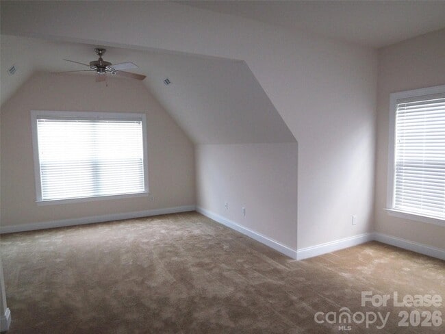 Building Photo - 3100 Collaroy Rd