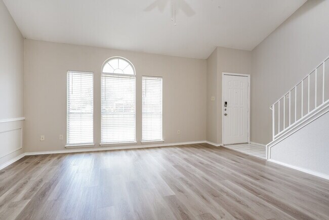 Building Photo - 1009 Neptune Ct