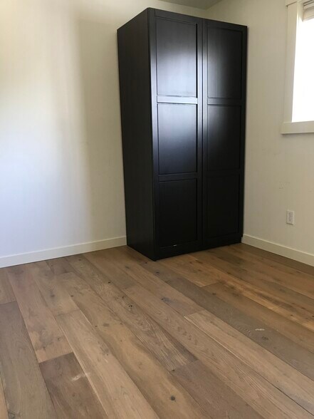 Bedroom master suite - 3412 177th Pl SW