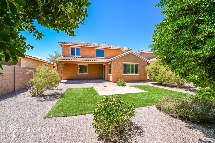 Building Photo - 2530 W Perola Dr