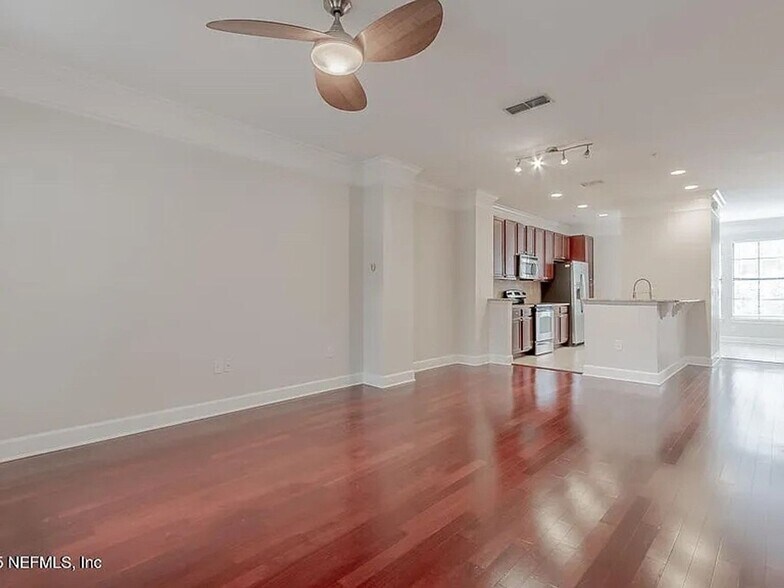 Building Photo - 9823 Tapestry Park Circle