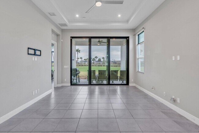 Building Photo - 9399 SW Pepoli Way