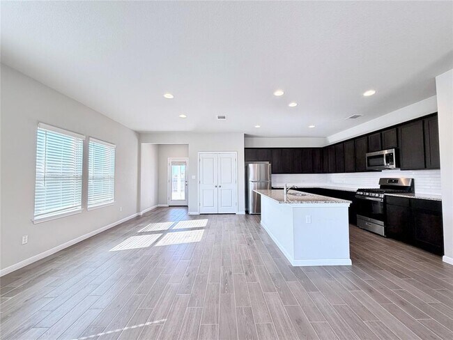 Building Photo - 18104 Emu Ln