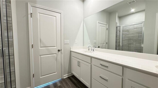 Building Photo - 1479 Creekside Cir NW