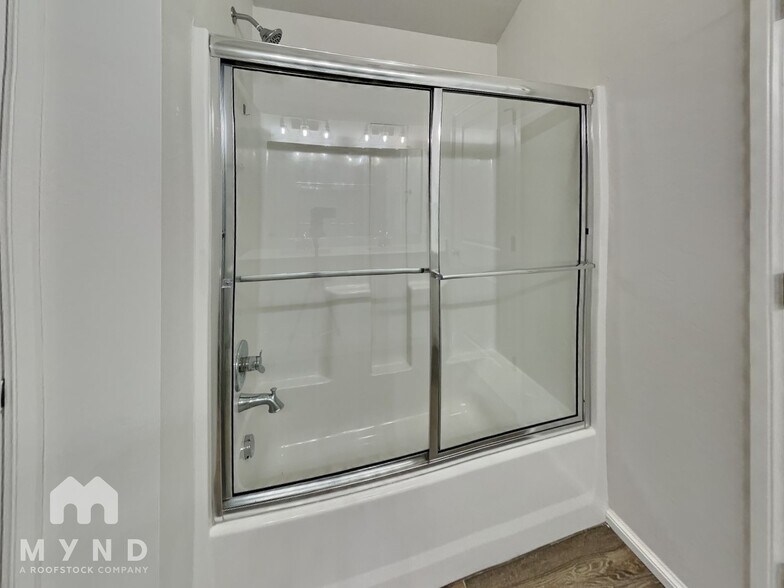 Building Photo - 10625 NW 20th St