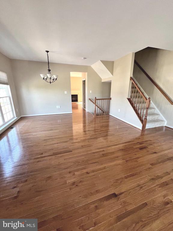 Building Photo - 194 Oxbow Dr