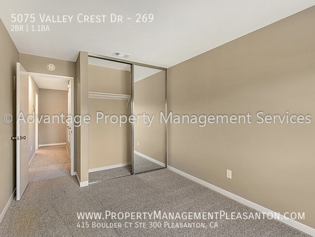 Building Photo - 5075 Valley Crest Dr