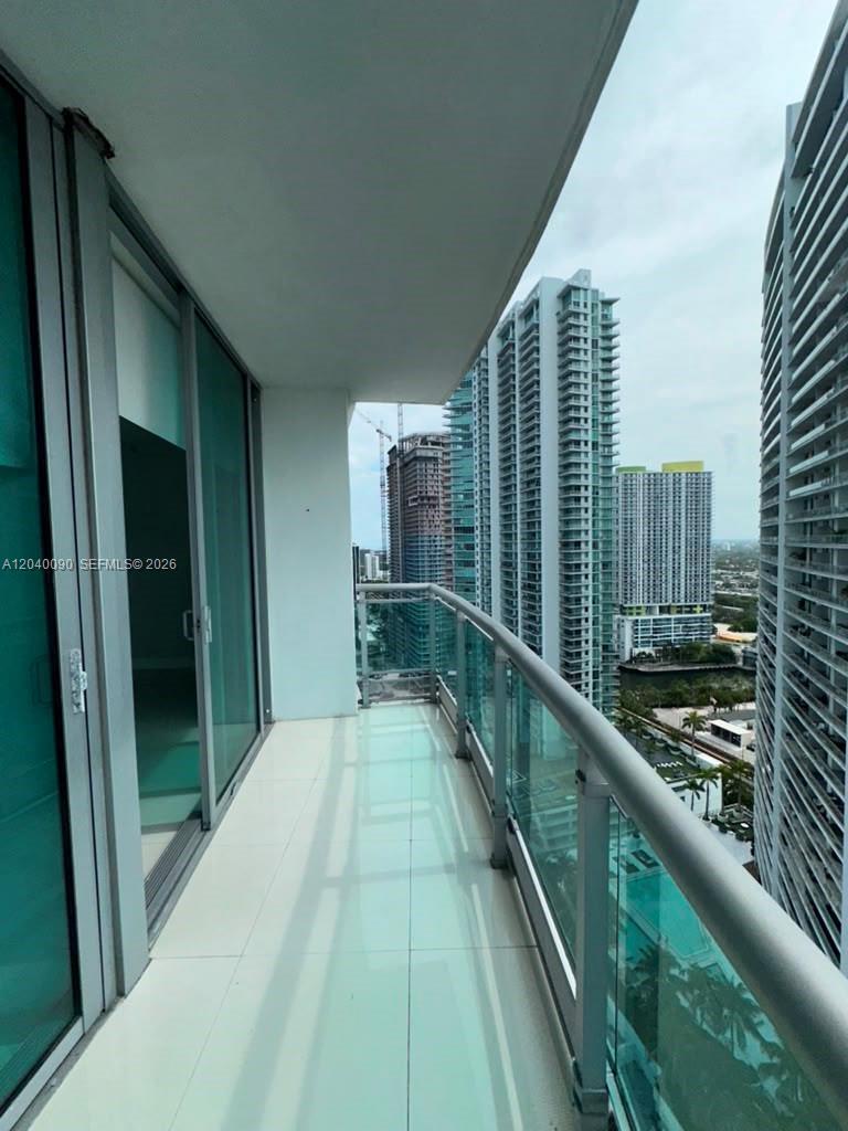Building Photo - 350 S Miami Ave