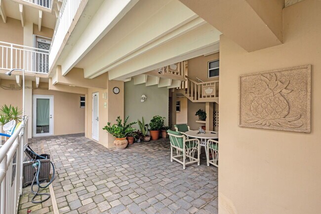 Building Photo - 4500 S Ocean Blvd