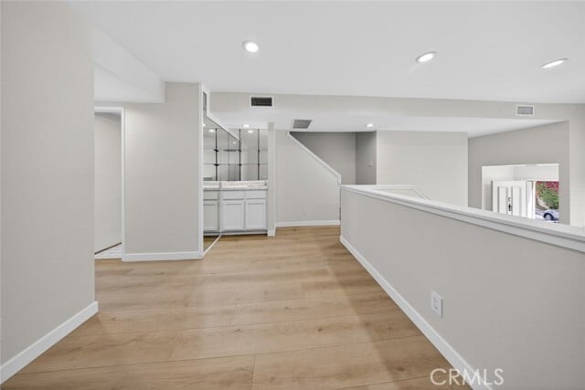 Building Photo - 15235 Magnolia Blvd