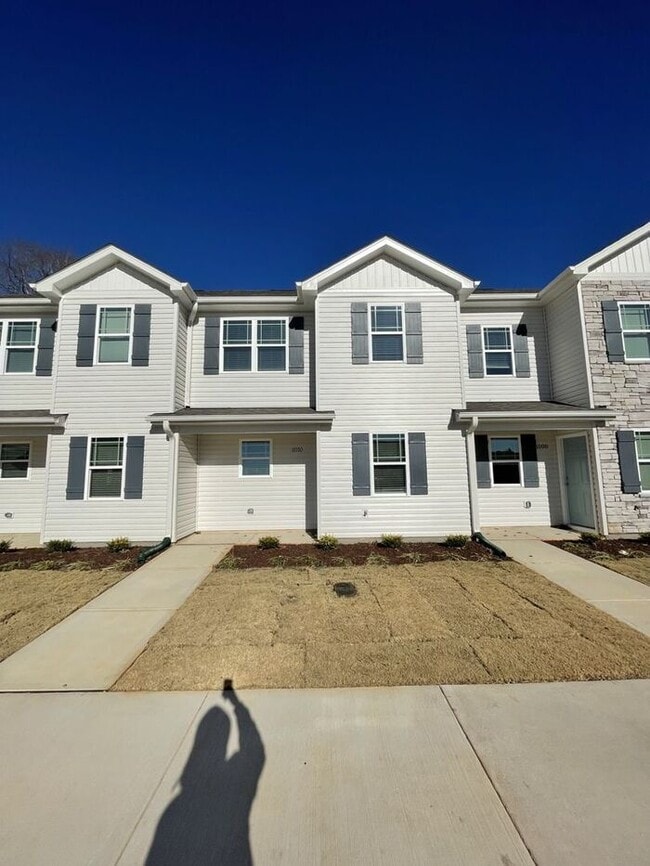 Building Photo - 3 Bd 2.5 Ba Townhome in Youngsville! First Month Free with 13 Month Lease!